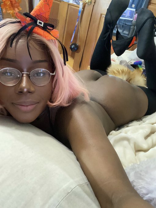 im single btw https://t.co/7CSOVaQVHG