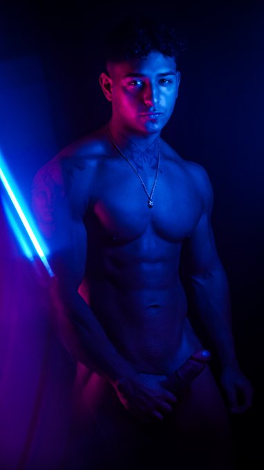 How was your sleep ? dreamt of me 😈? https://t.co/1fdlVlpqP1<a href="/tag/tbt"class="tags"><span>#tbt</span></a><a href="/tag/throwbackthursday"class="tags"><span>#throwbackthursday</span></a><a href="/tag/throwback"class="tags"><span>#throwback</span></a>