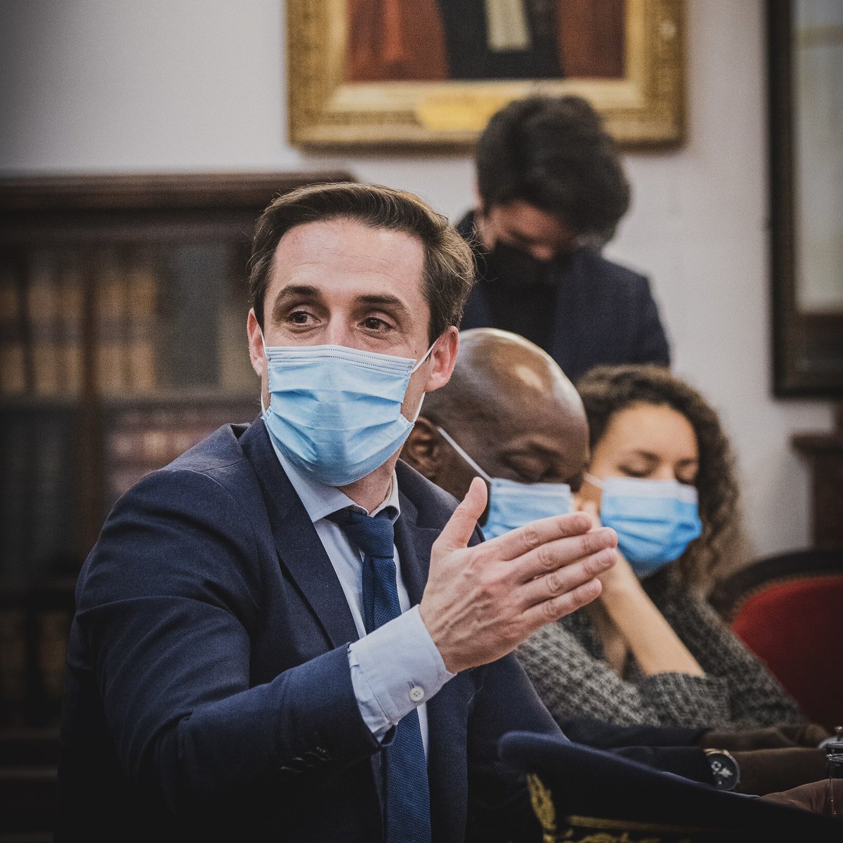 Djebbari_JB's tweet photo. L’avenir, c’est eux. Très heureux de parrainer le Master Droit des transports et de l’aéronautique de l’@UT1Capitole. https://t.co/guEqn8i6V4