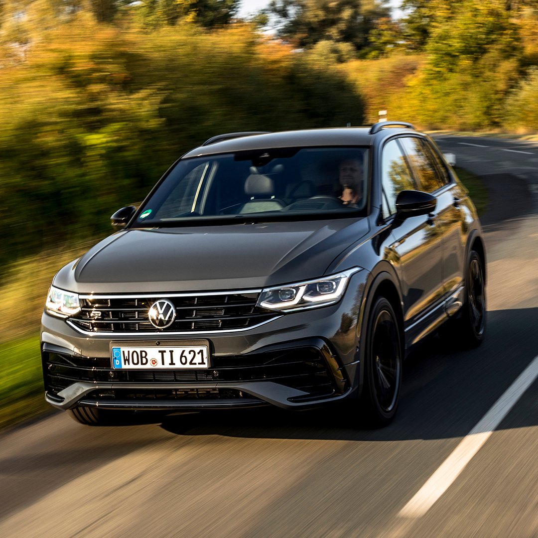 partevw's tweet photo. Por mucho que cambies de
perspectiva vas a seguir teniendo la misma opinión. El
#VolkswagenTiguan es alucinante, una auténtica
pasada.

#VolkswagenSUV #SUVFamiliar #TiguanCantabria https://t.co/KsLmWXLiIz