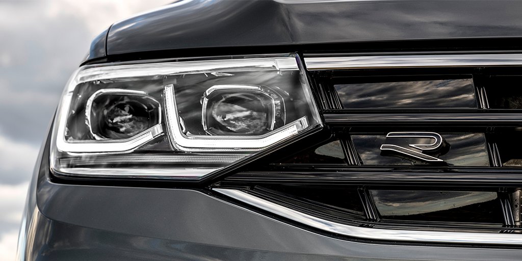partevw's tweet photo. Por mucho que cambies de
perspectiva vas a seguir teniendo la misma opinión. El
#VolkswagenTiguan es alucinante, una auténtica
pasada.

#VolkswagenSUV #SUVFamiliar #TiguanCantabria https://t.co/KsLmWXLiIz