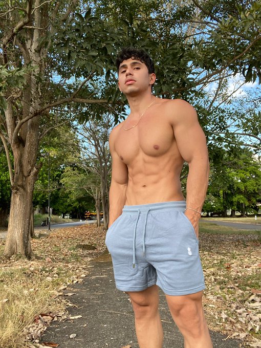 Hola 👦🏻🍂 https://t.co/yroYYxOb11<a href="/tag/tjbiggz"class="tags"><span>#tjbiggz</span></a>