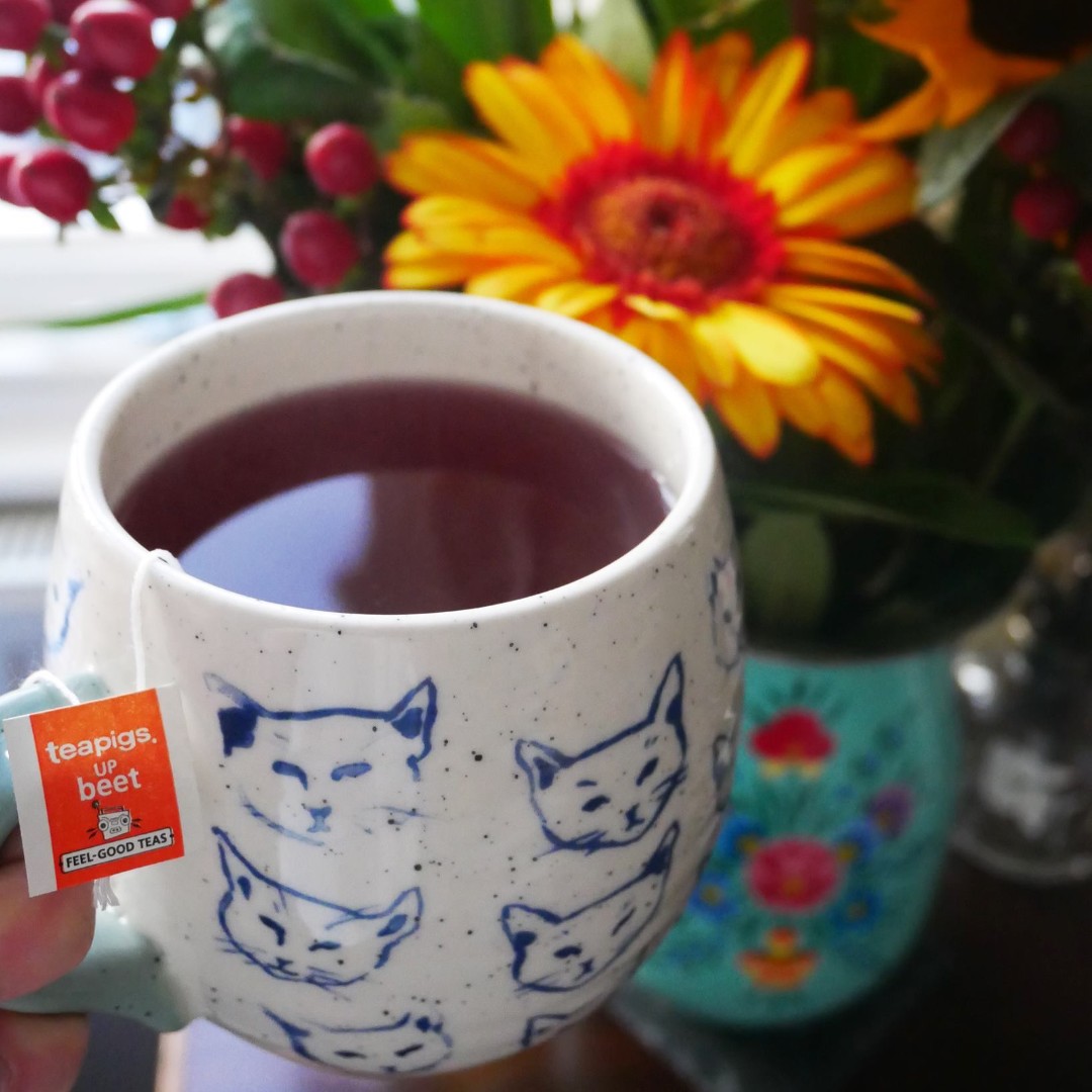 Getting that afternoon boost! 💥

Up beet is a delicious, all-natural blend of hibiscus, fruit &amp; beetroot (yup, really!) and is the perfect blend to reach for when you’re in need of some energy. Have you tried it yet?

ow.ly/MnEC50HLgnw