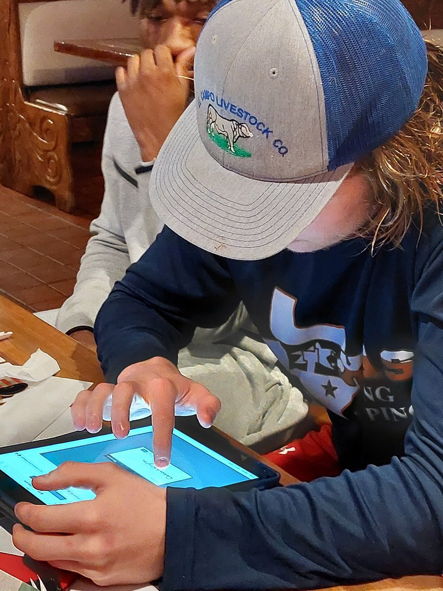 So proud of my son Carson Whitington for signing his letter of intent to deep snap for Blinn Jr College. You earned it son, you put the work in!!! This is only the beginning! I’m so blessed to be your Mom 💙 <a href="/CarsonWhiting10/">Carson Whitington</a>  #whit #longsnapper #youonlymadehimstronger