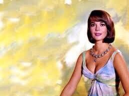 NWScrapbook's tweet photo. Natalie in lavender. https://t.co/PLAEZxuUSK