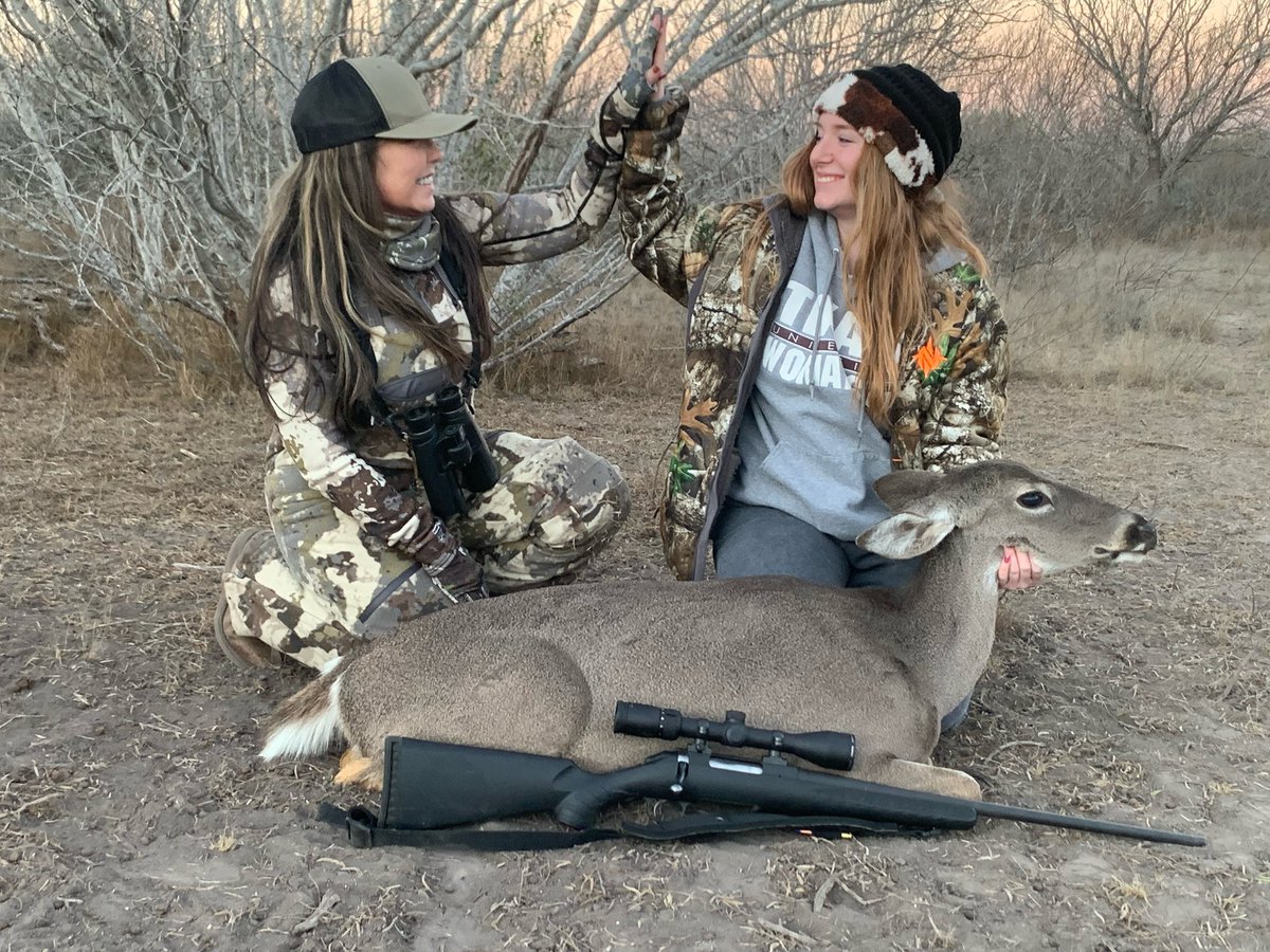 tinaghenry's tweet image. Take a kid hunting dadgummit! It’s definitely something I will do every time I’m able. I love watching their success and spending quality time afield. 
#takeakidhunting #doepatrol #shesapro #firsttimehunter #womenhunttoo #Texas #Texashunting #girlpower #girlshunttoo