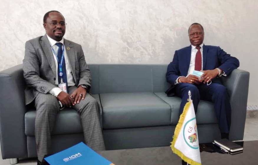 G5_Sahel_SE's tweet photo. Le Secrétaire exécutif du #G5Sahel, @EricTiare1, a également reçu ce 3/2/2022, le chef de la mission de l’#OIM en Mauritanie @Dr_BoubacarS. 
Au menu de leurs échanges: le renforcement  de la collaboration entre l’OIM et le #G5Sahel en soutien aux communautés.
@UNmigration https://t.co/FROXIoN7wb