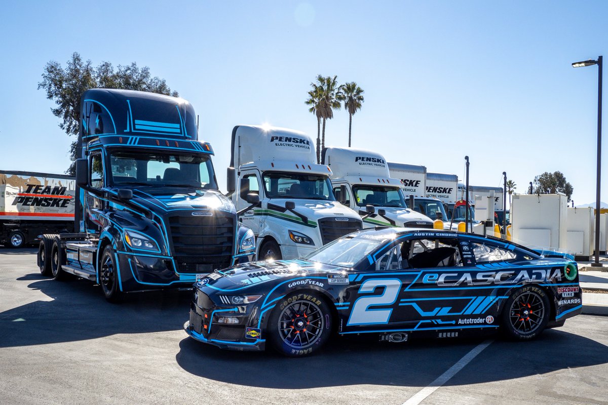Team_Penske's tweet photo. It's electrifying! ⚡

We're charged up to see the @freightliner #eCascadia Ford Mustang this weekend at the @lacoliseum with @AustinCindric! 🤩

#NASCAR https://t.co/JAjEIcm1zz