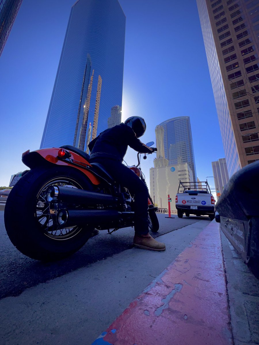 MCAxIV's tweet photo. Am I 🅿️ yet?? •
•
•
#streetbob114 #dyna #harleysofinstagram #fatbob #harleydavidsondaily #harleyoftheday #roadglide #vanceandhines #roadking #softail #streetglide #harleydavidson https://t.co/WEyWpN6tVX