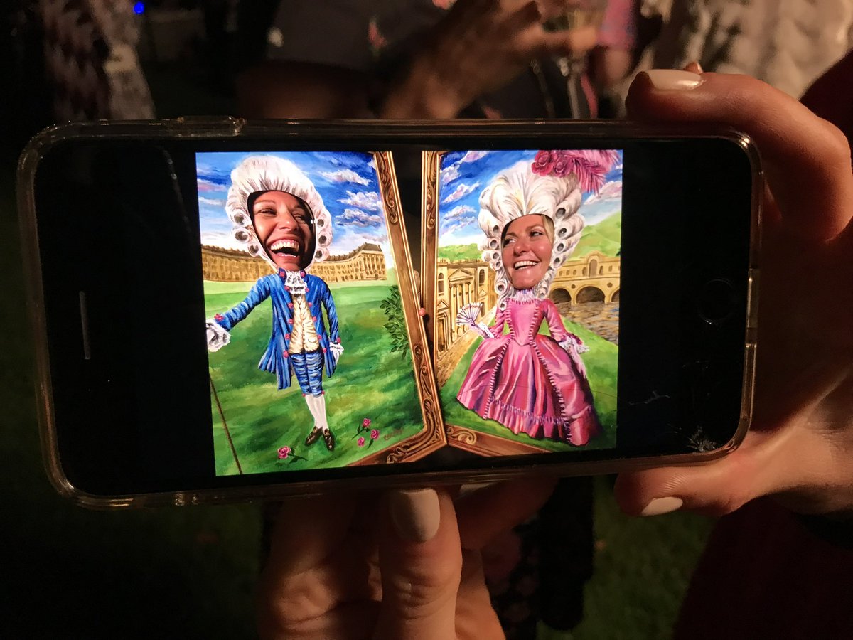 RosePopay's tweet photo. Had a lovely time dressing as Georgian Rose with my painting props I made !#Georgian #streettheatre #comedy #entertainment #bathspa #henleyfestival #rosepopay #artist https://t.co/M1PNMGfYjn