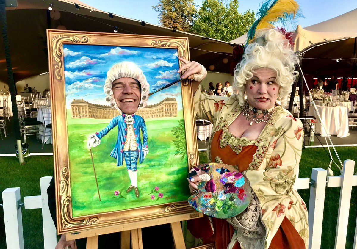 RosePopay's tweet photo. Had a lovely time dressing as Georgian Rose with my painting props I made !#Georgian #streettheatre #comedy #entertainment #bathspa #henleyfestival #rosepopay #artist https://t.co/M1PNMGfYjn