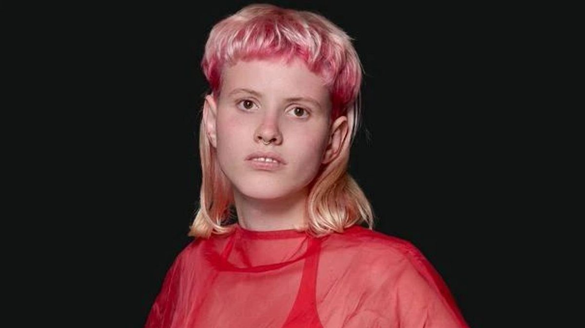 XVirginHunter2X's tweet photo. See no difference #GNTM https://t.co/z5pwKqYwdm