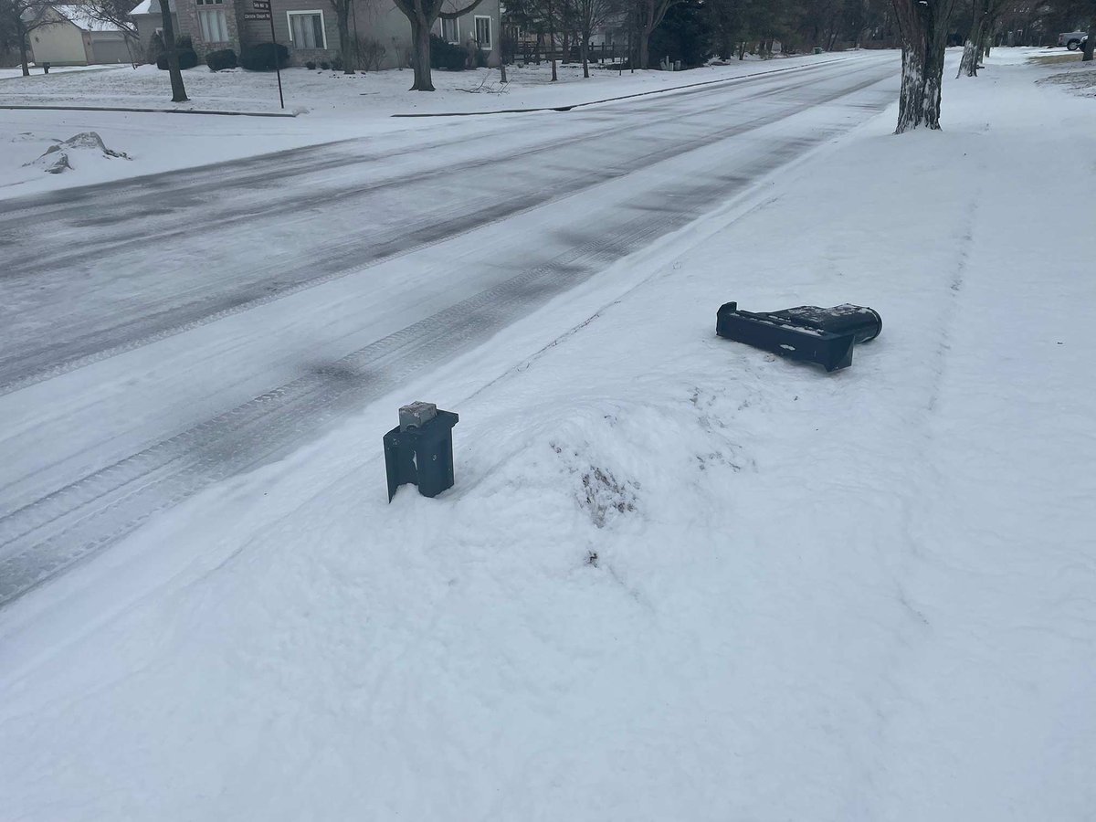 Zach Charbel tweet media