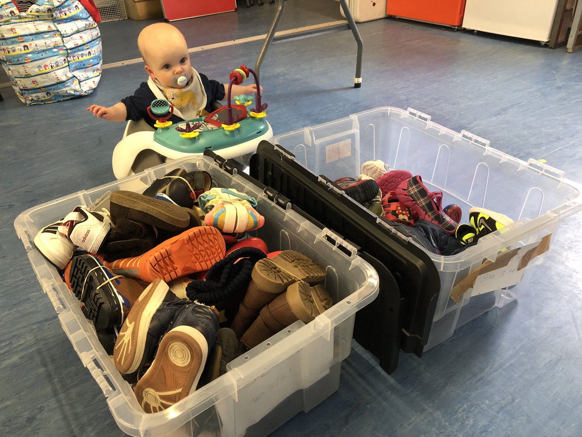 SmallProjectUK's tweet photo. We’ve got a new quality control manager!!! Our tiny helper supervised our volunteers as they sorted through shoes. Thanks for your donations! #makeasmalldifference @oasiswaterloo https://t.co/gJdcOI87Ac