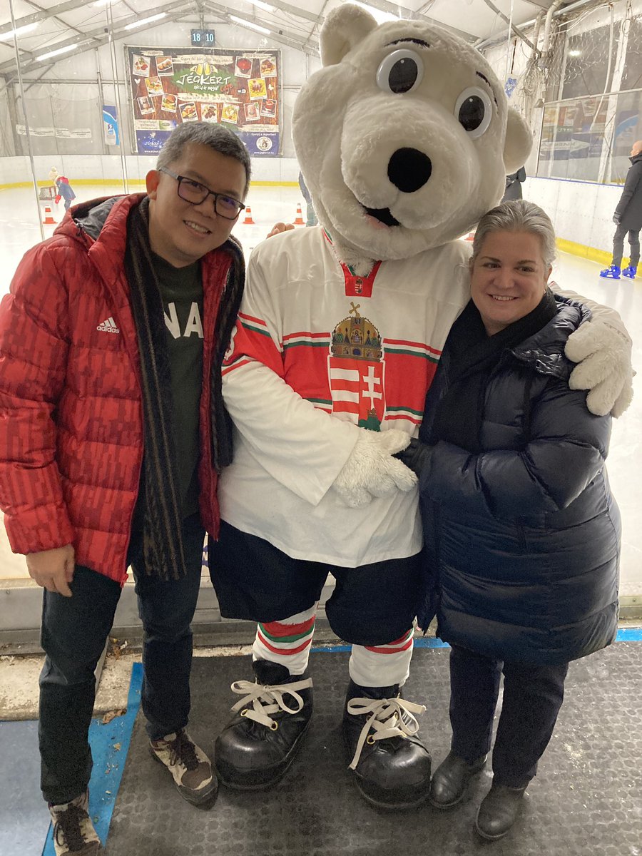 Francis Uy tweet media