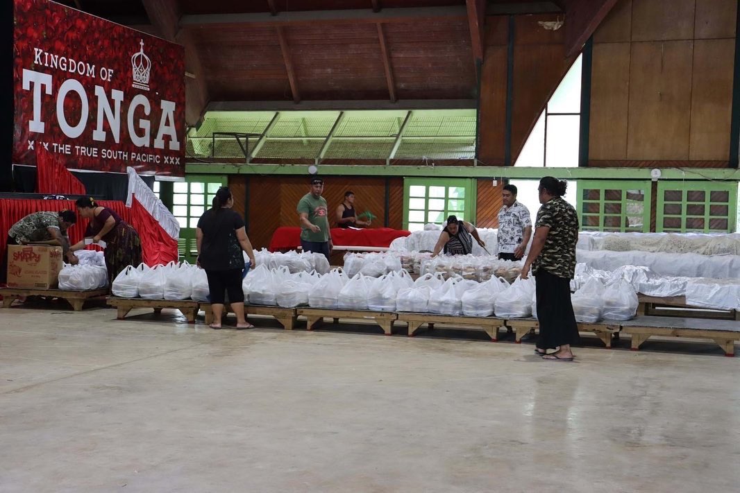 WCKitchen's tweet photo. To support families impacted by the volcano eruption in Tonga, WCK is working with 12 local restaurants to provide 3,000+ daily plates across 15 locations. In addition to Tongatapu—the country’s most populated island—we’re delivering meals on 2 neighboring islands. #ChefsForTonga https://t.co/num7kGQjGo