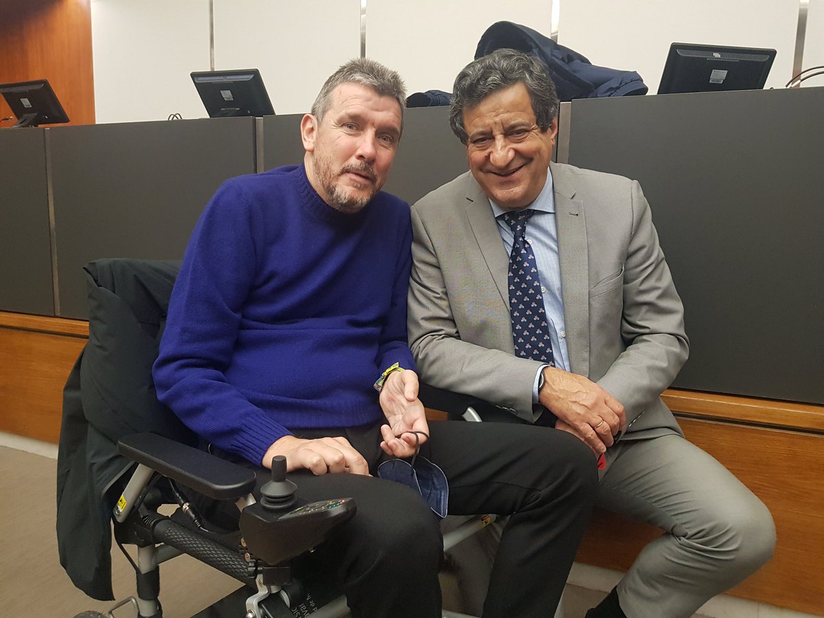 Vivir la vida vale la pena. Vivir los detalles de cada día. Ser valientes y audaces. 
Algunos de los mensajes de Juan Carlos Unzue hoy en la <a href="/MedUNAV/">Facultad de Medicina # Universidad de Navarra</a> 
#Emocion #Vidaplena