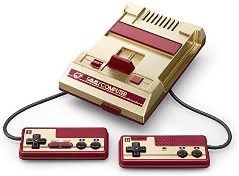 RetroNESClub's tweet photo. La #NintendoClassicMini #Famicom #ShonenJumpEdition fue una edición limitada en color dorado de la #FamicomMini. Salió a la venta exclusivamente en Japón en Julio de 2018. Incluía juegos de mangas muy populares como #DragonBall, #SaintSeiya, y #CaptainTsubasa entre otros. https://t.co/rC8y6osUQe
