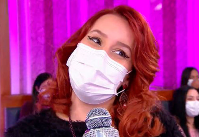 Flerte rola solto entre plateia e convidado do Casos de Família: "Coração bateu mais forte"

tinyurl.com/sbt195784

#CasosDeFamília