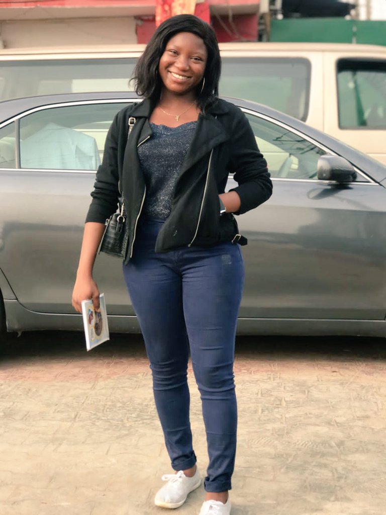 PreciousRomaine's tweet photo. My stressed face😩😩😩😩
I was so cold when I took this picture
Leave me like that biko
#Valentineiscoming
#singlevalentine
#loveinthe
#ValentinesDay https://t.co/51ZQwFdu0w