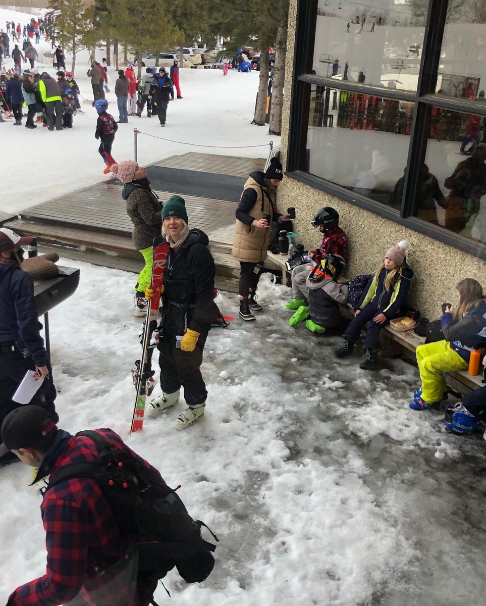 racing_snow's tweet photo. TBT to some sweet Ski Cross action put on by @sunridgeskiteam 2 weeks ago ⛷ 
#SVRSpotted #SVRSkiLikeaGirl #SVRBoysRule #SVRCoachesRock https://t.co/unlRntvsuU