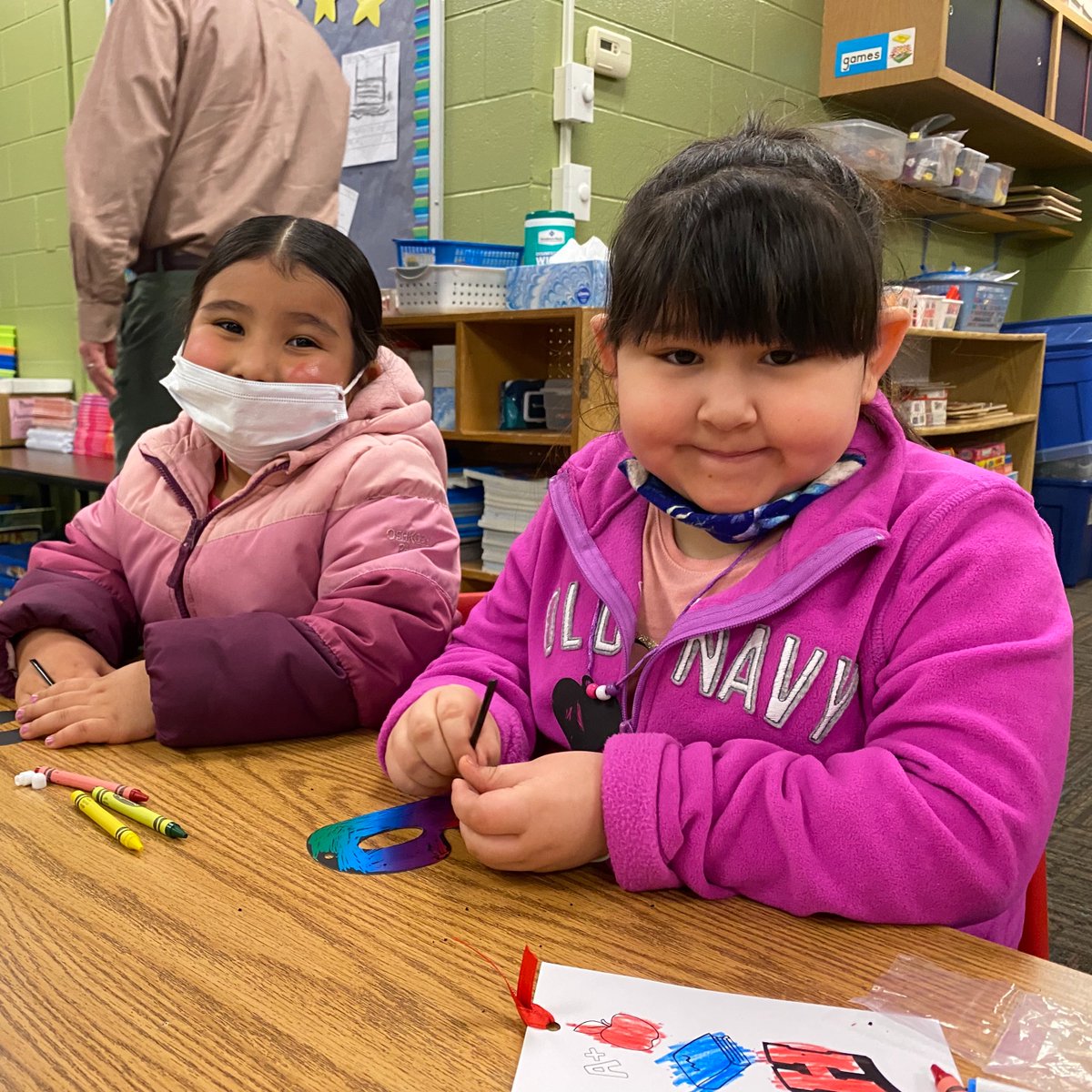 hpsProud's tweet photo. We had a blast tonight meeting a bunch of soon-to-be HPS Kindergarten students... and their parents! #RightForMe! #GoDutch https://t.co/FWMqTi05PP https://t.co/KnBnCY4xTF