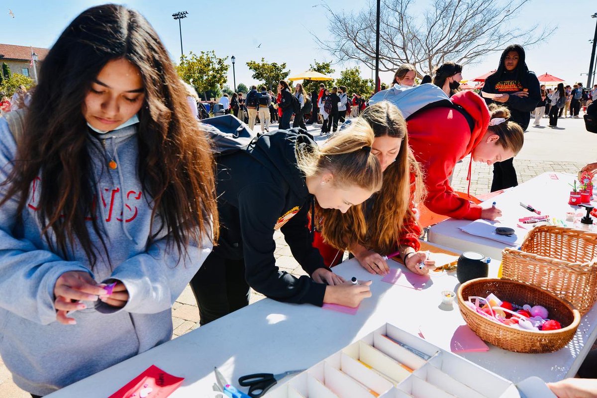 cchsdons's tweet photo. Today we celebrated our Catholic community in San Diego for Catholic Schools Week by making valentines for the elderly at Nazareth House &amp; Silvercrest❤️💛

#CSW22 #CSW22SD https://t.co/TP2yzcvqA8