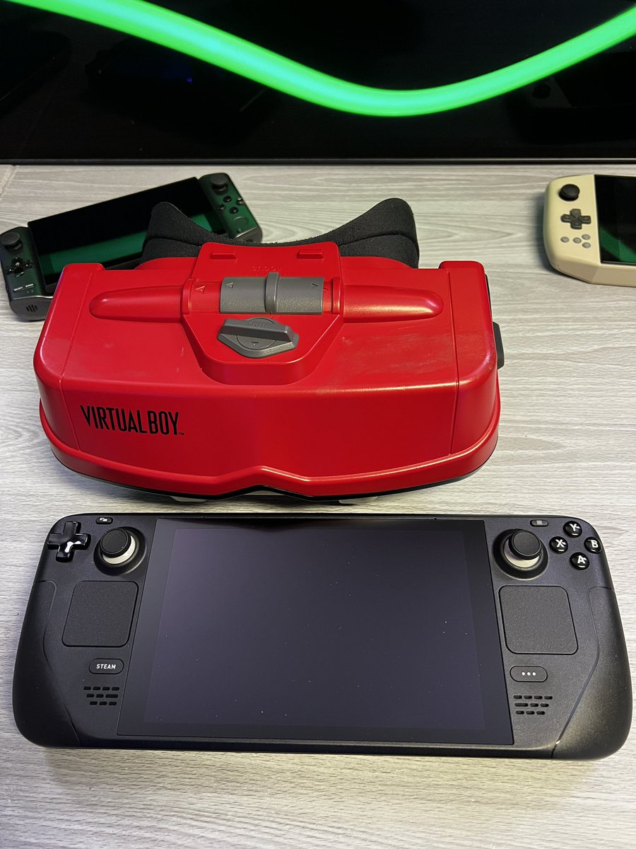  #SteamDeck next to a VirtualBoy(I actually got this VirtuaBoy from a BlockBuster when they discontinued it for $30 with the big honkin rental carrying case)