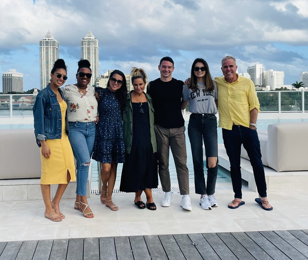 TVTerence's tweet photo. Love working with this team! https://t.co/EfU5UjUZpB