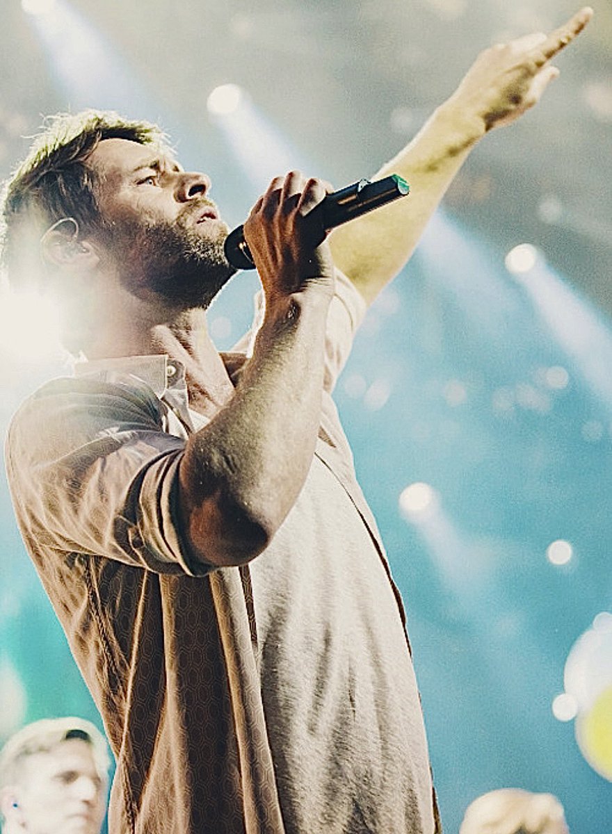 What if Howard would make a solo album … ❤️❤️❤️ #howarddonald  #takethat #beautifulvoice