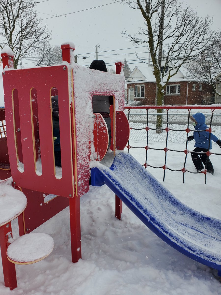MsSNicholson1's tweet photo. K1 was a smaller crew today because of the weather but that didn't dull our excitement for playing in the fresh snow โโ
#exploreoutside #coldweather #kindergarten #funinsnow
@kristintheri @PrinceofWalesN @dsbn https://t.co/39CBj9420o