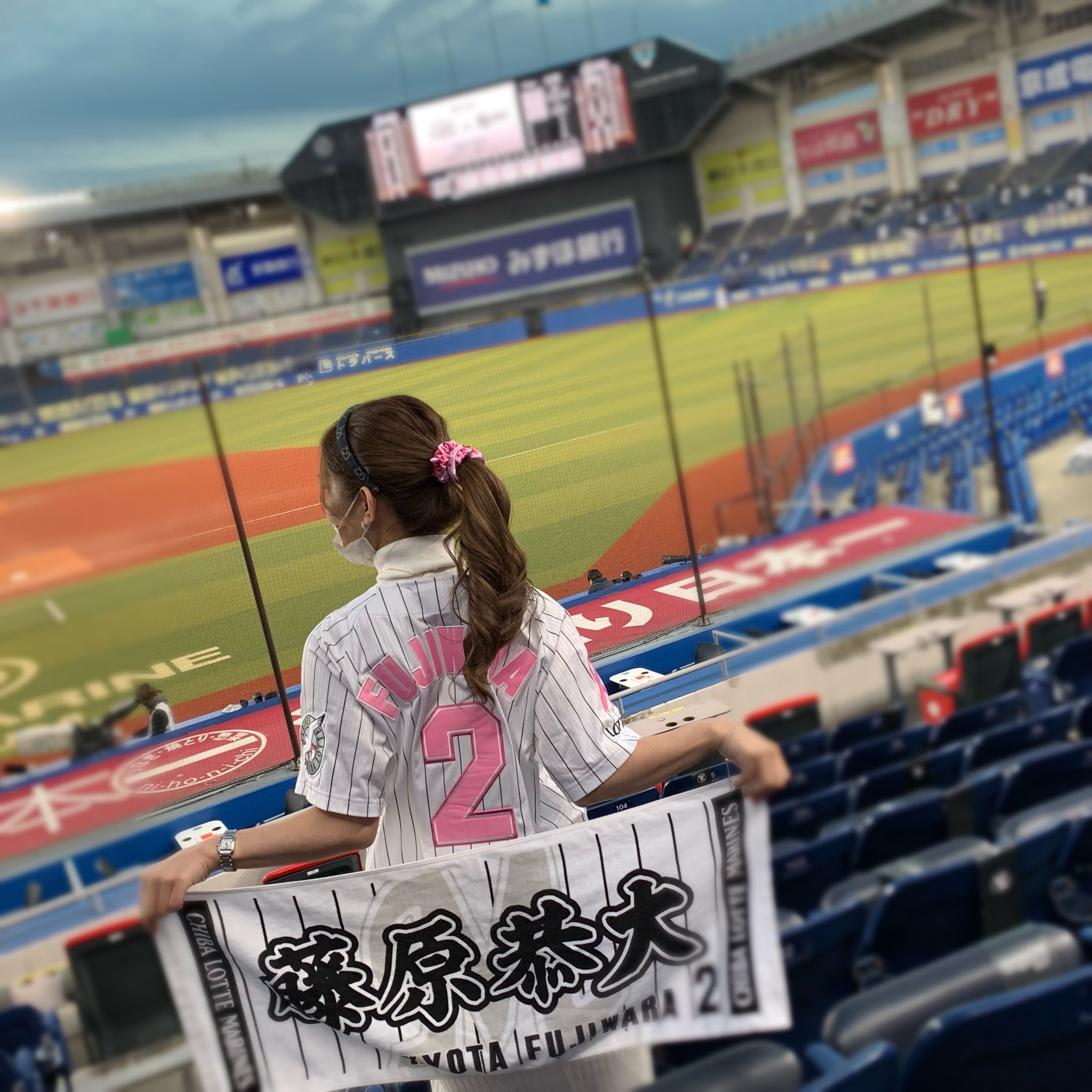 ユウナ 女性のロッテファンの方と仲良くなりたいです 気軽にフォローしてください Chibalotte 野球女子 ロッテ女子 T Co 6wxhn4ppyu Twitter