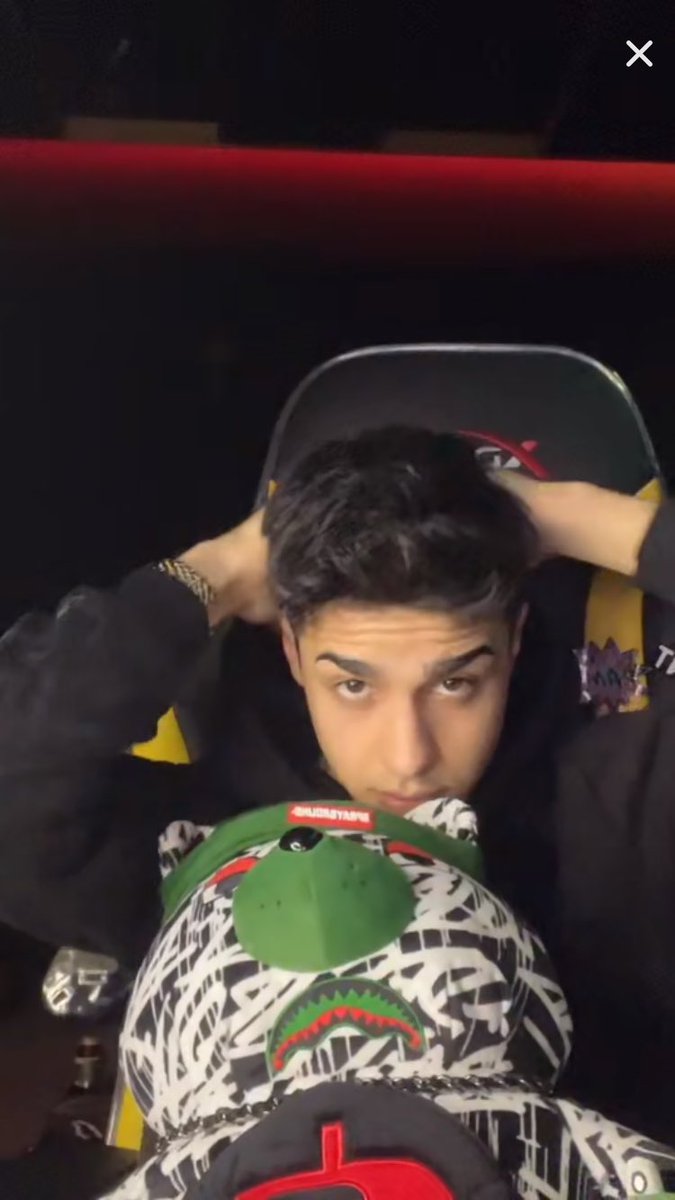 Neyse iyi geceler uykum geldi benim💖 <a href="/cellatresmi/">Cellat36</a>