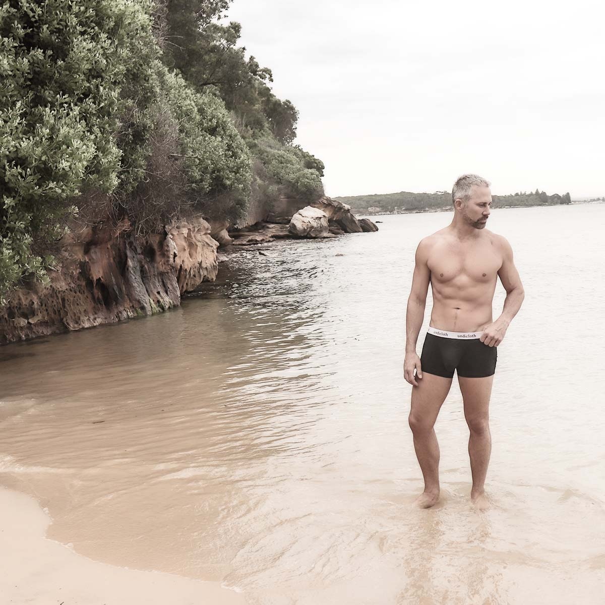 undicloth's tweet photo. underwear that is made in Australia, designed with a 100% cotton pouch so you are comfortable all day/night
model: @stevenwatsonau

#undicloth #mensunderwear #madeinaustralia #menshealth #men #underwear #malemodle #sydneybeach #onlinestore #aussiemade https://t.co/zFOxhgca2z