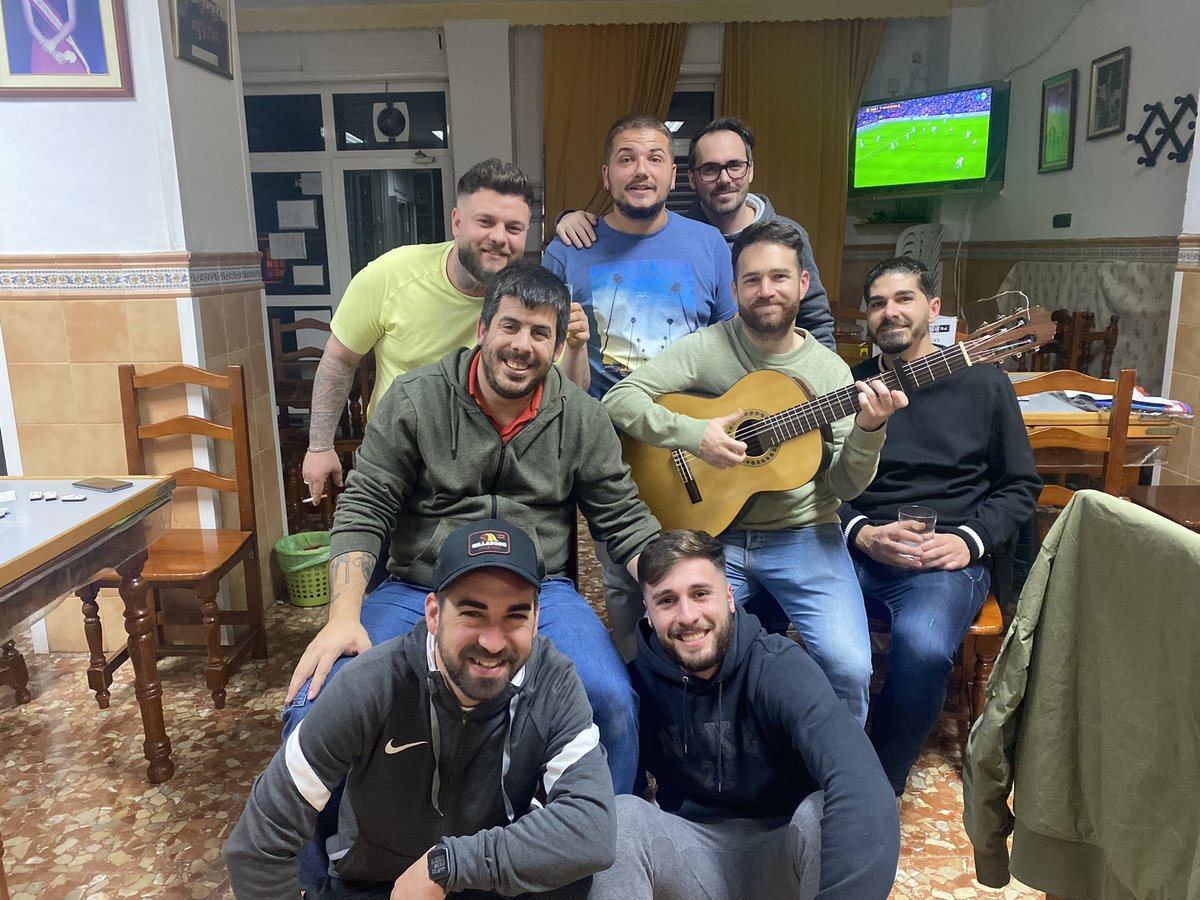 MurgaPortada's tweet photo. Seguimos ensayando y nuevos fichajes https://t.co/1puZTKgV2J