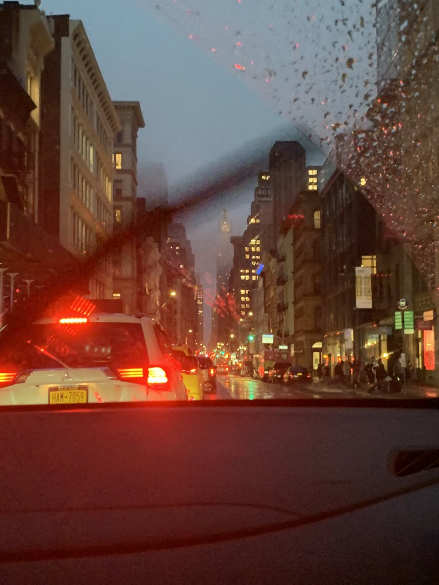 lgymo's tweet image. Just touched down in NYC and didn’t have to check in with anyone lmao… I’m sanctioned anywhere