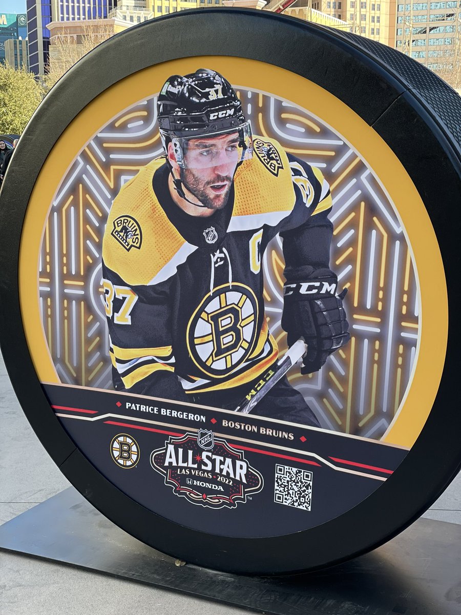 NHLBruins's tweet photo. Hey, we know him. © https://t.co/WoaMZP9UV2