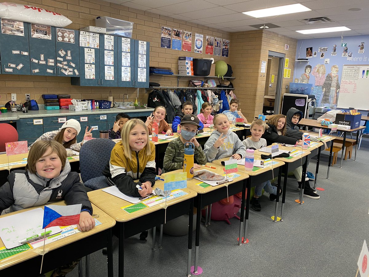 aelder17's tweet photo. My students are ready for the 2022 Winter Olympics! Each student will be representing and tracking a different country all month. They will also be competing in our own Olympic events to earn medals! @KSL5TV @NBCOlympics #Beijing2022WinterOlympics https://t.co/Puyfba7mLN