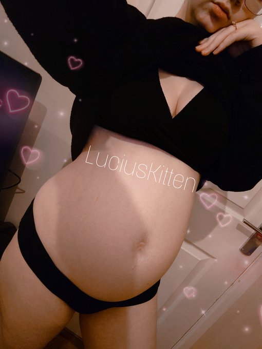 Want to see more? Link in replies 🥰 https://t.co/wLKCixbdGU