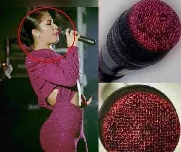 Esa mancha de labial tiene 25 años y aún esta en el micrófono, la podemos ver como si fuera reciente. Varios trabajadores afirman que por las noches el espíritu de Selena se aparece en el lugar y dice en voz baja: “LUNITA LUCETE , PARA MAS INFORMACIÓN AL 0999427638"