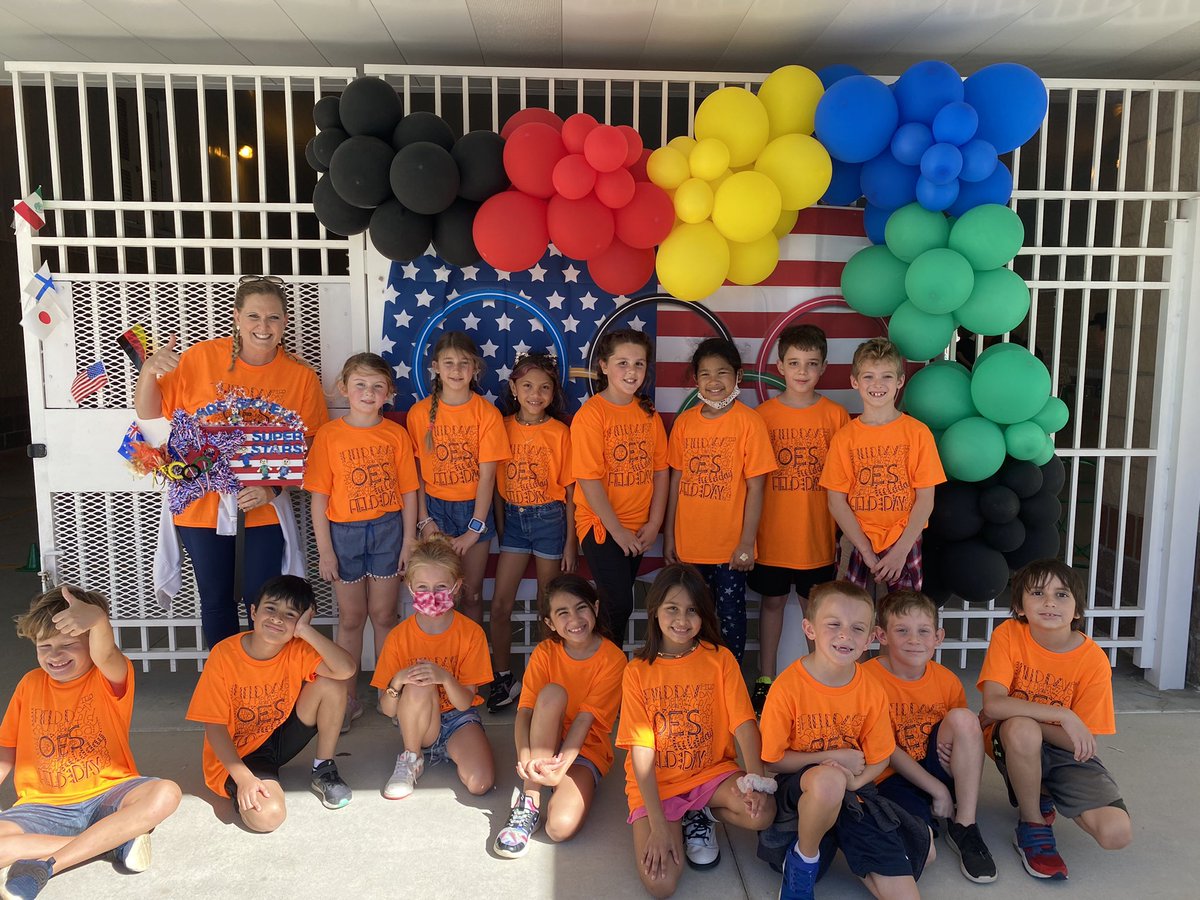 MrsSickelsClass's tweet photo. Had a fun time at Field Day today! Huge shoutout to our PE teachers and staff! @PEwithHeberle @OESCHIEFSPE @OESCHIEFS @MrsSickelsClass https://t.co/lQrmiW1tVW