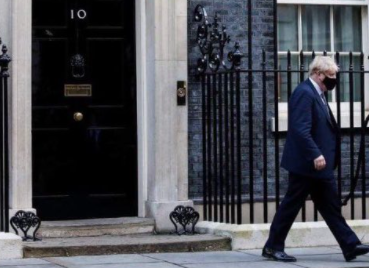 bitcrazed's tweet image. Put aside BREXIT (for now). What Britain needs right now is #BOXIT