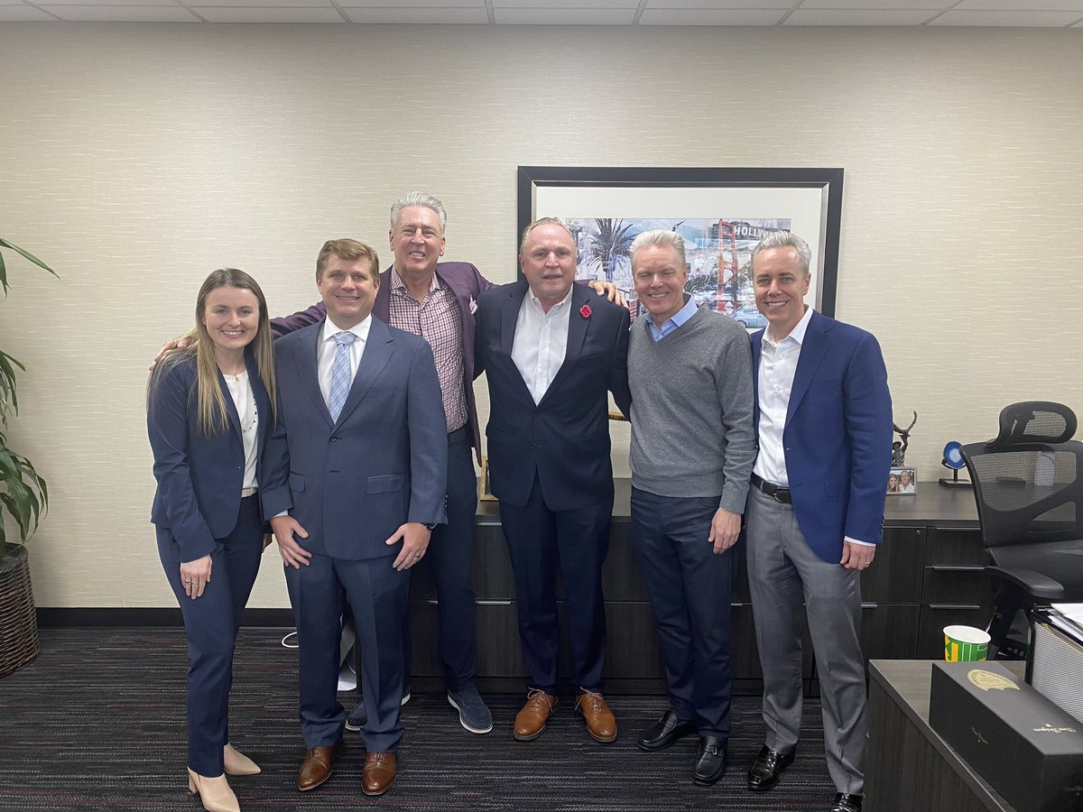Thank you <a href="/KerriganAdvsrs/">Kerrigan Advisors</a> for quarterbacking the buy/sell of Hitchcock Automotive. You make this process so easy to navigate. <a href="/KaminskyGreg/">Greg Kaminsky</a>  <a href="/VanTuylGroup/">Van Tuyl Group</a> <a href="/AIADA_News/">AIADA</a> <a href="/Toyota/">Toyota USA</a>