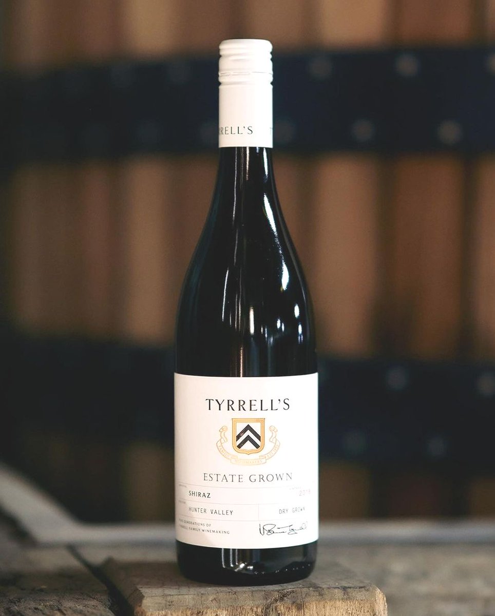 La Shiraz Hunter Valley 2019 est une représentation fantastique de ce millésime et peut être achetée dès maintenant sur Vintages <a href="/LCBO/">LCBO</a>.( bit.ly/3AC9sRi)  <a href="/tyrrellswines/">Chris Tyrrell</a> 2019 Hunter Valley Shiraz a reçu 93 points de <a href="/james/">james</a>.suckling #SelectWines
