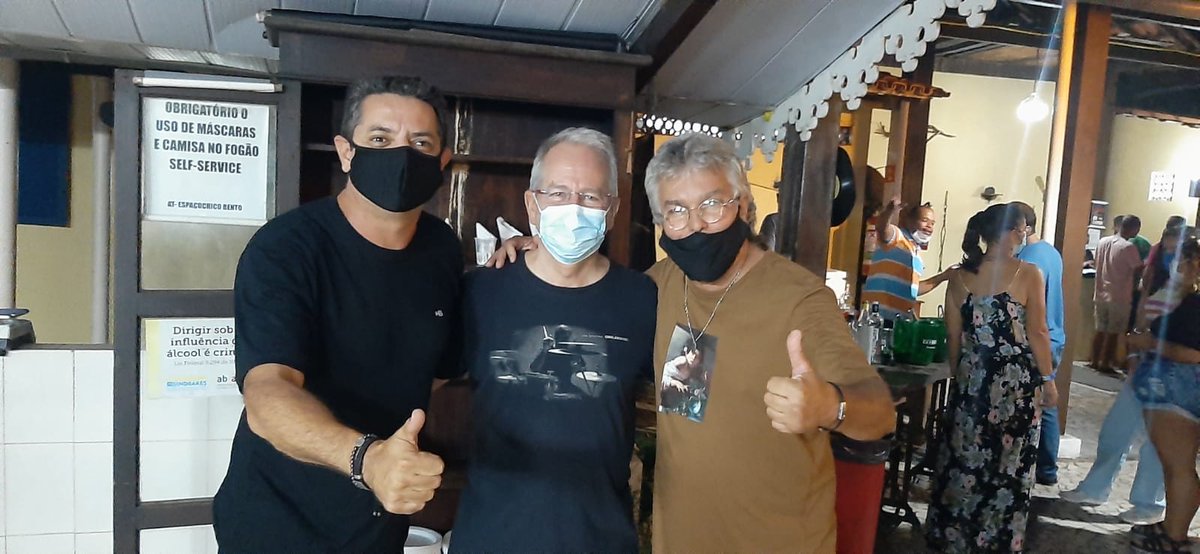 CesarColnago's tweet image. #tbt do último fim de semana! Tive a oportunidade de estar com os queridos Dão Borba e Assis Borges no show do ilustríssimo Zé Geraldo. Um sábado para ninguém colocar defeito, com música boa e ótimas companhias.