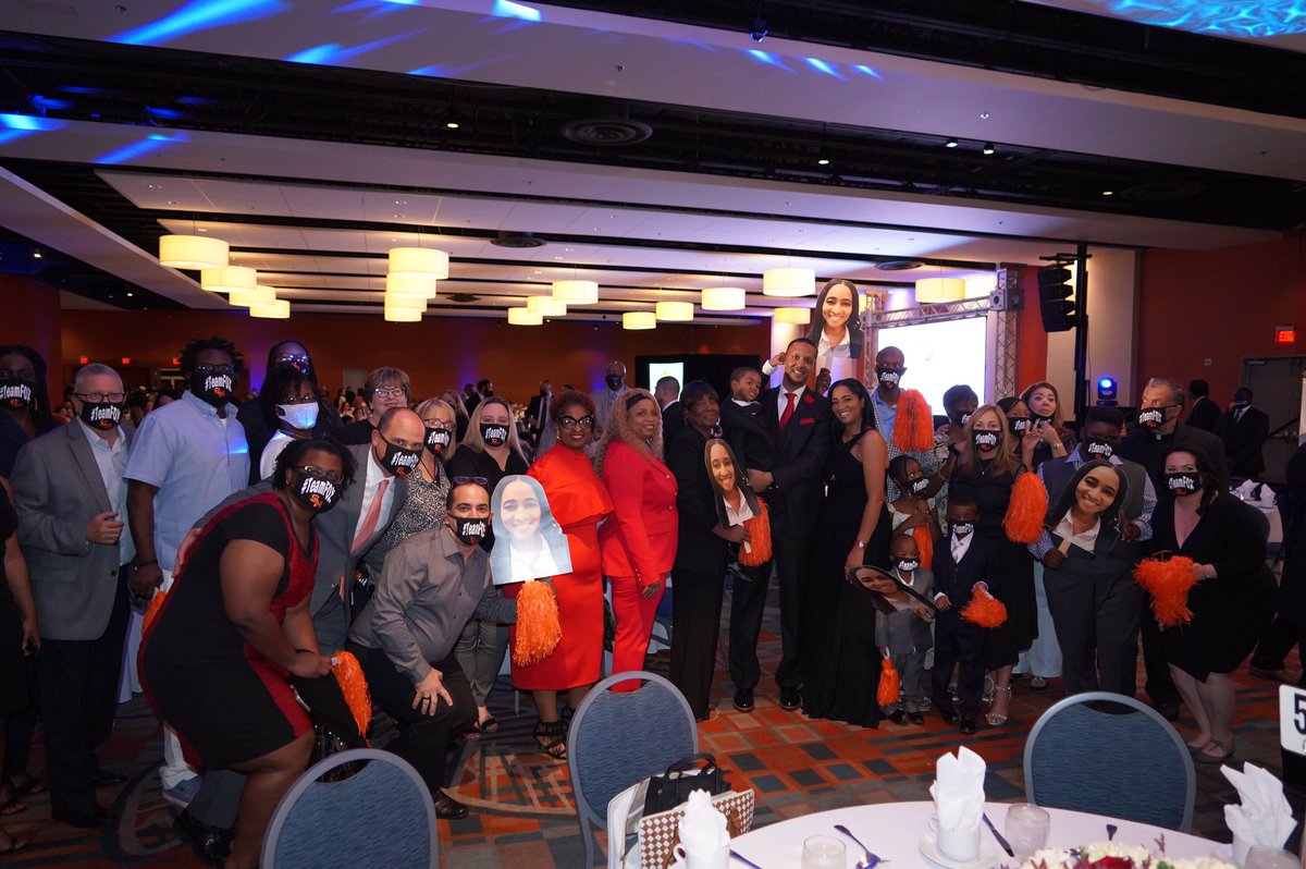 MDCPS's tweet photo. The countdown is on! Best of luck to all the finalists being honored at tonight’s award ceremony beginning soon. Tune in NOW at https://t.co/yNj2lCqsX2. #MDCPSTOY https://t.co/i4Rp0SNNfd