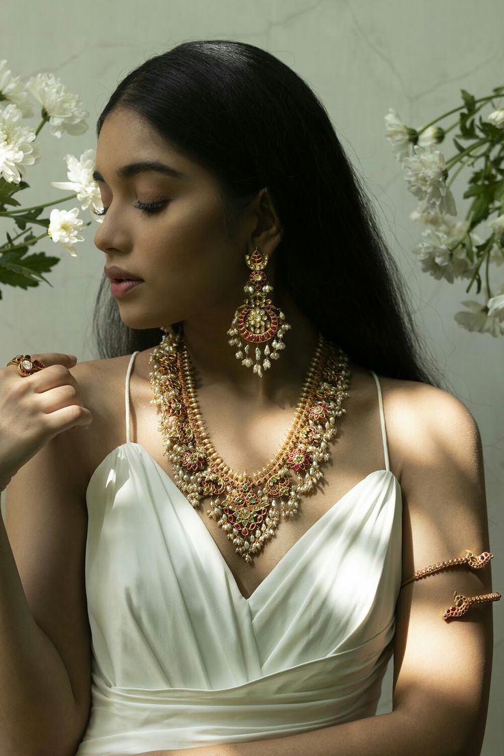 #fashion #beuty #WomeninNFTs #apparel #onlineshopping 
Kindly follow this link for fashion
pin.it/19QlnAr