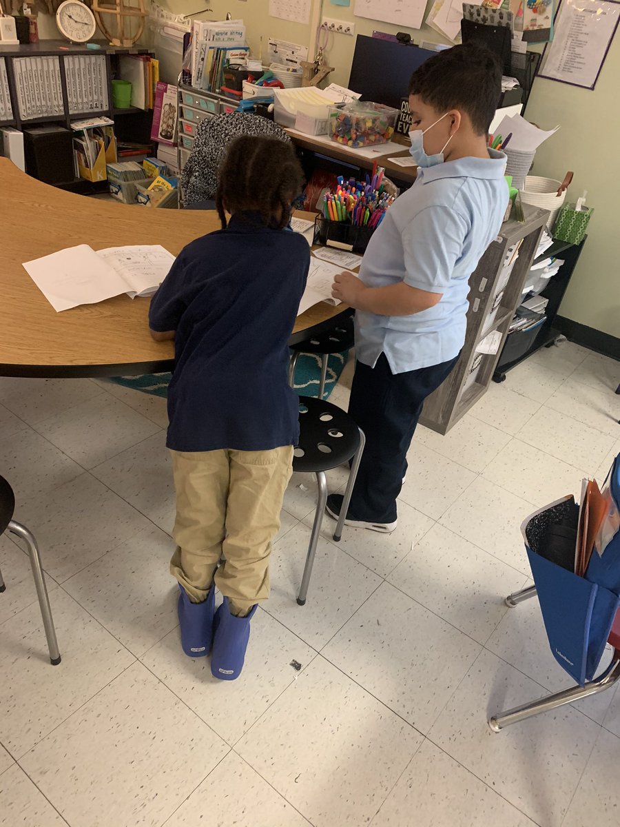 Mrs_Eller_'s tweet photo. Students were able to celebrate their writing today and share their hard work with their peers 🎉 📝 https://t.co/Gpq8VVVWLJ