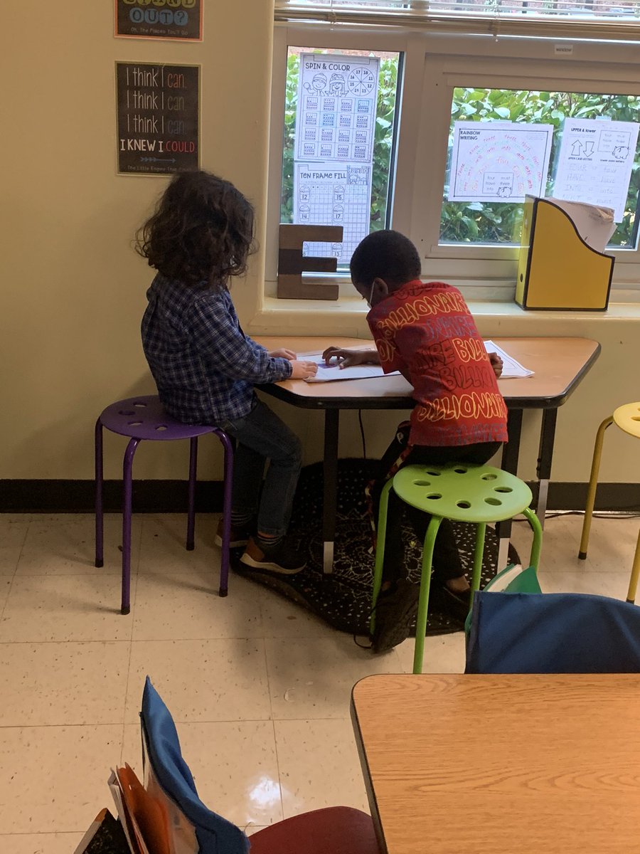 Mrs_Eller_'s tweet photo. Students were able to celebrate their writing today and share their hard work with their peers 🎉 📝 https://t.co/Gpq8VVVWLJ