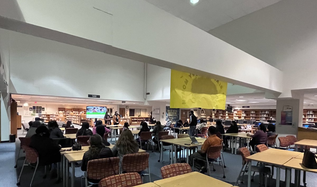 East Wake High School Library (EastWakeLibrary) Twitter